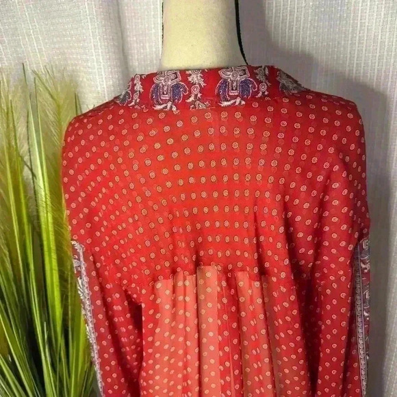Free People Women’s M Red Button-Up Sheer Chiffon Roll Tab/Long Sleeve Tunic - Picture 8 of 15